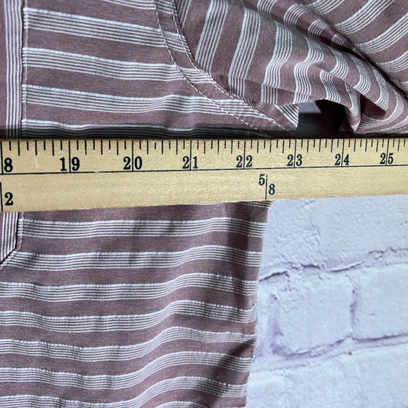 Columbia Men's Light Red White Stripped Button Down Short Sleeve Shirt. Size. L - Picture 9 of 12